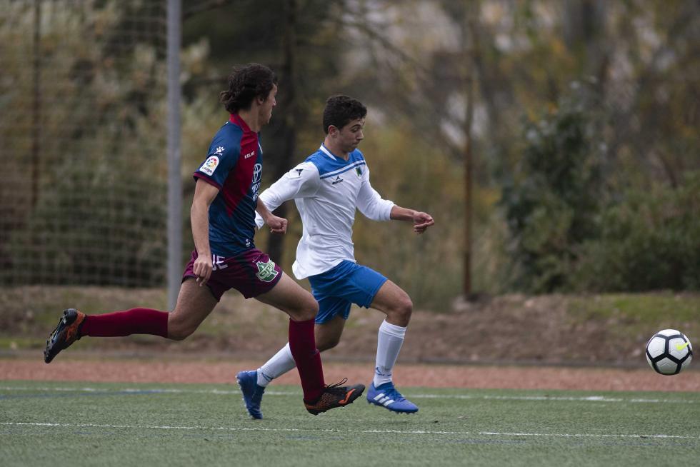 Fútbol. LN Juvenil- Marianistas vs. Huesca.