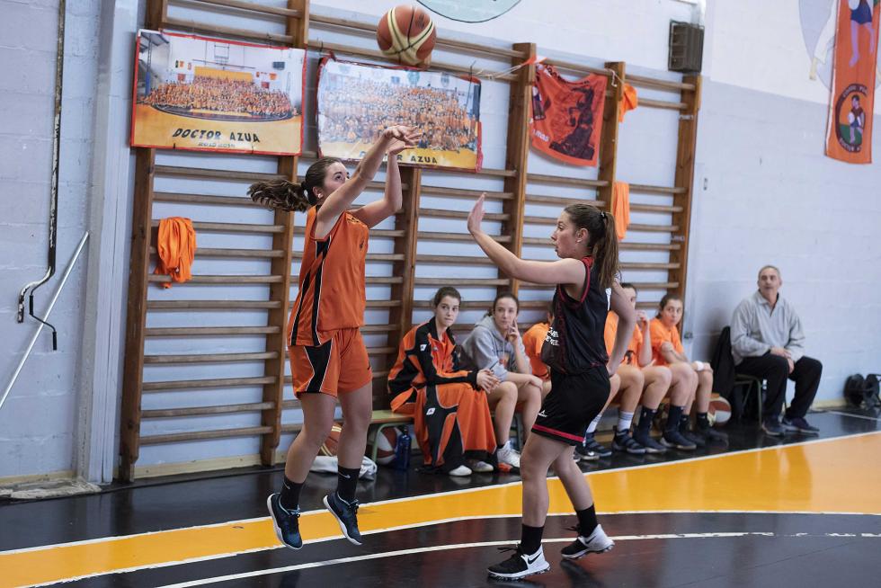 Baloncesto. Junior Femenina- Doctor Azúa vs. Caja Rural de Teruel.