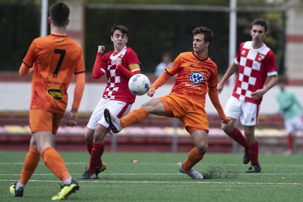 Fútbol. LN Juvenil- Hernán Cortés vs. Juventud.