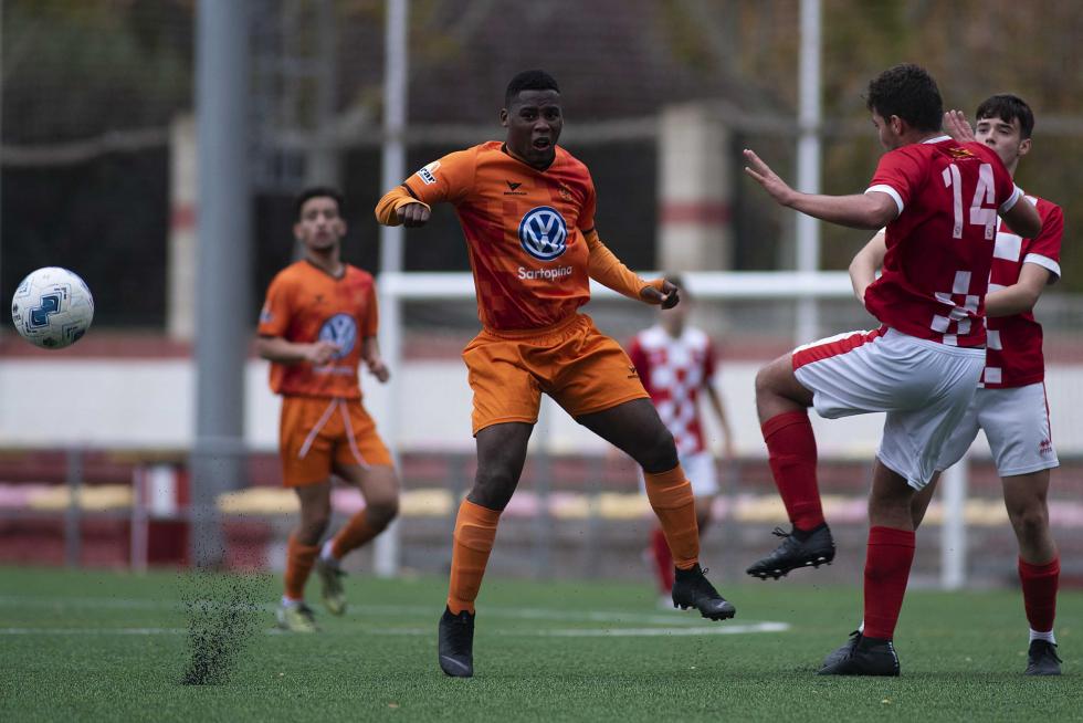 Fútbol. LN Juvenil- Hernán Cortés vs. Juventud.