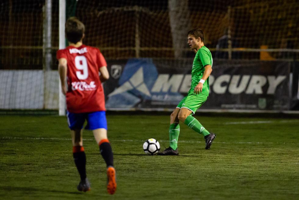 Partido de fútbol. LN Juvenil- Stadium vs. Montecarlo.