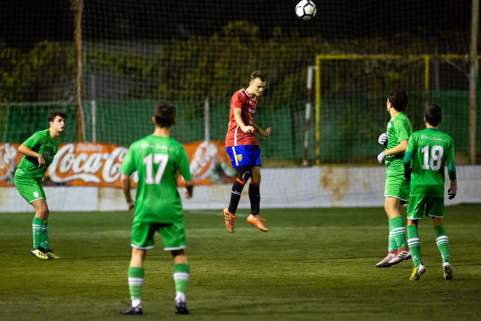 Partido de fútbol. LN Juvenil- Stadium vs. Montecarlo.