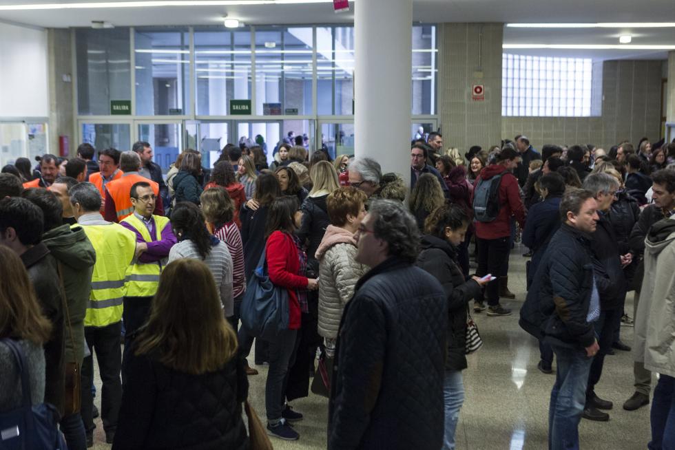 Cerca de 800 opositores optan a las 317 plazas de médico de familia