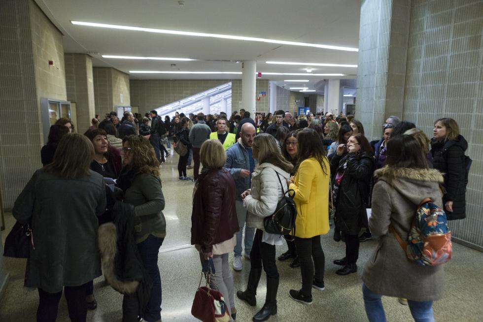 Cerca de 800 opositores optan a las 317 plazas de médico de familia
