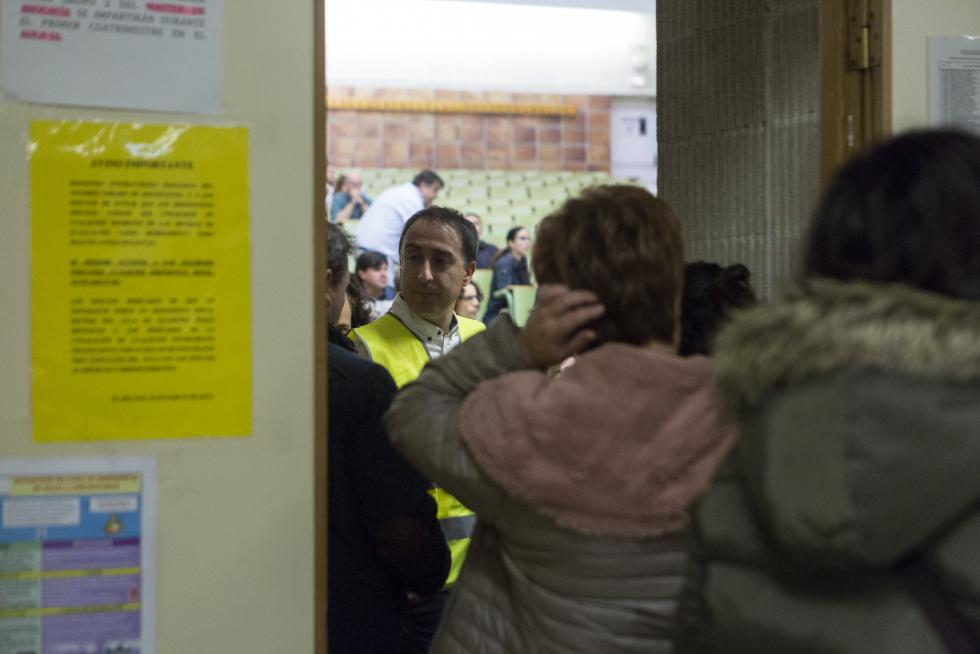 Cerca de 800 opositores optan a las 317 plazas de médico de familia