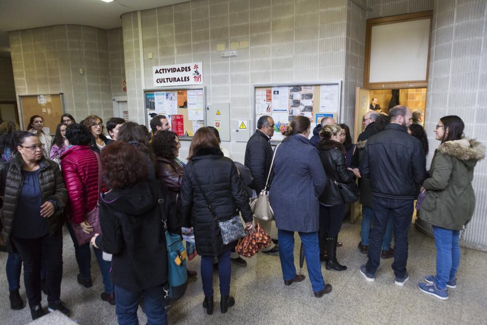 Cerca de 800 opositores optan a las 317 plazas de médico de familia