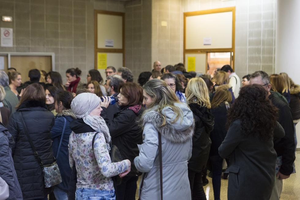 Cerca de 800 opositores optan a las 317 plazas de médico de familia