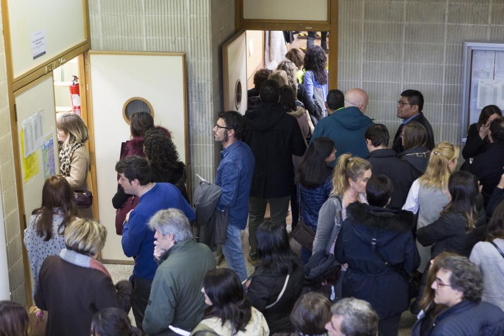 Cerca de 800 opositores optan a las 317 plazas de médico de familia
