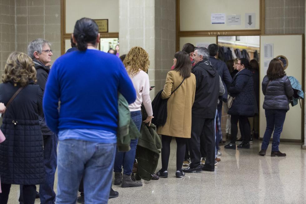 Cerca de 800 opositores optan a las 317 plazas de médico de familia