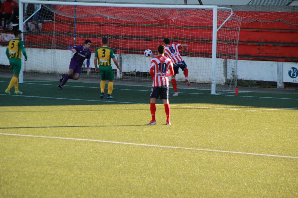 Fútbol. Tercera División- Monzón vs. La Almunia.