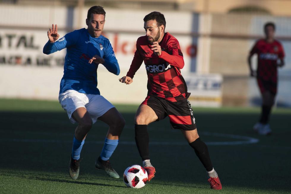 Fútbol. Tercera División- Utebo vs. Tamarite