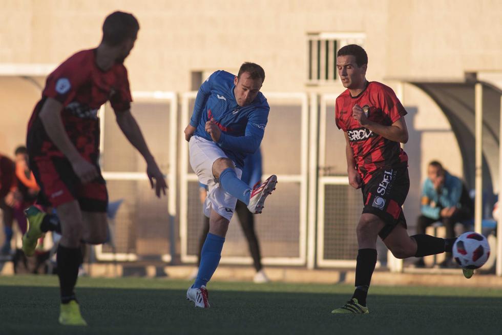 Fútbol. Tercera División- Utebo vs. Tamarite