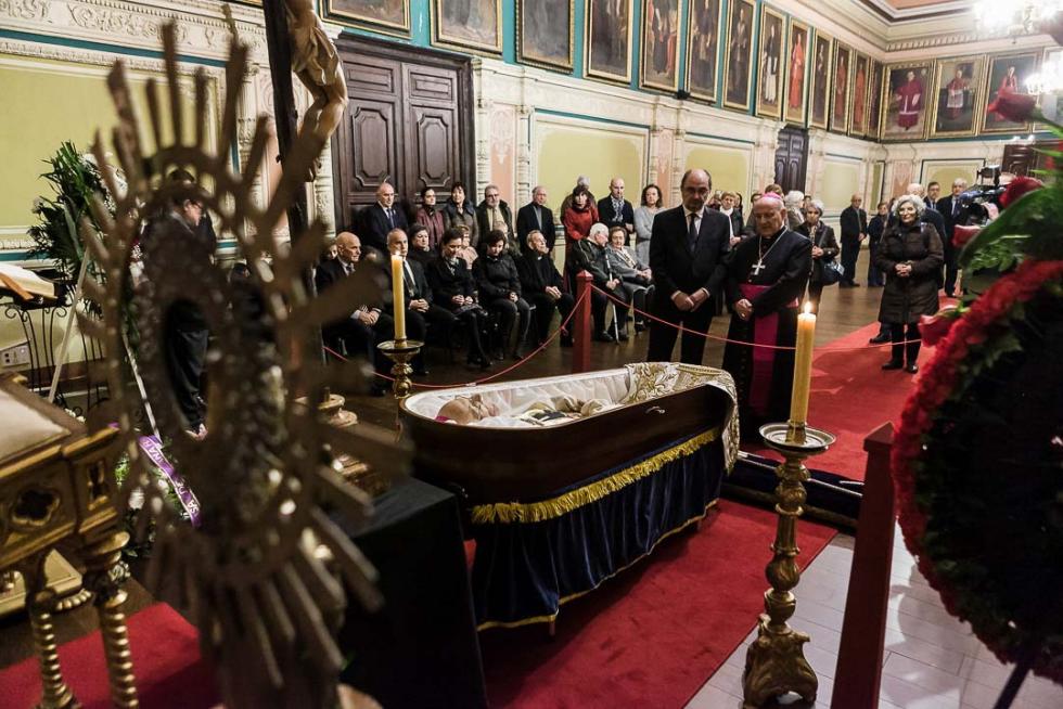 9 de marzo. Fallece a los 90 años el arzobispo emérito de Zaragoza Elías Yanes.