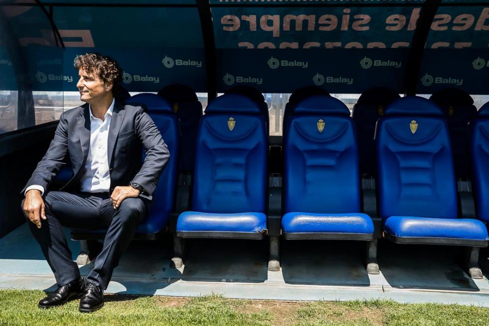 21 de junio. El Real Zaragoza presenta a Imanol Idiakez, el nuevo entrenador.