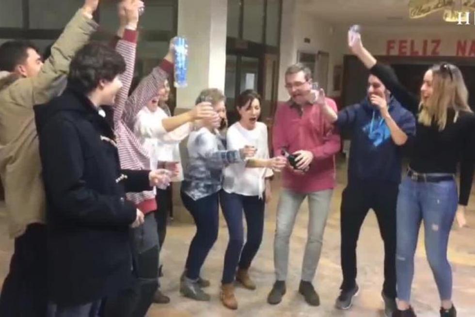 Celebración del Gordo de Navidad en el colegio San Viator de Huesca