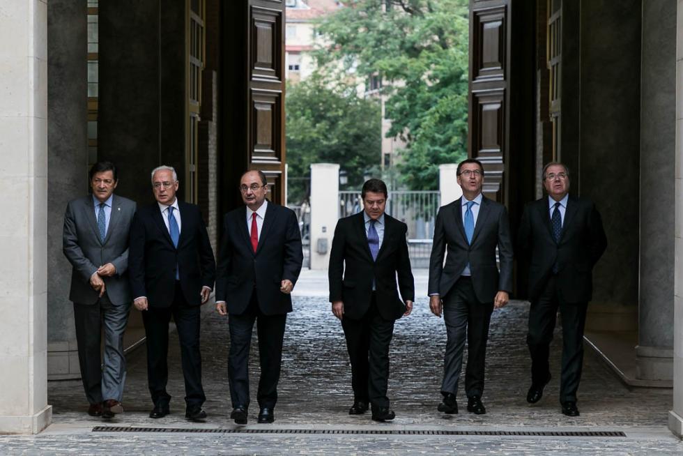 10 de septiembre. Los presidentes de seis Comunidades afectadas por la despoblación, Aragón, Galicia, Asturias, Castilla y León, Castilla-La Mancha y La Rioja, se reúnen en Zaragoza para exigir una reforma de la financiación autonómica.