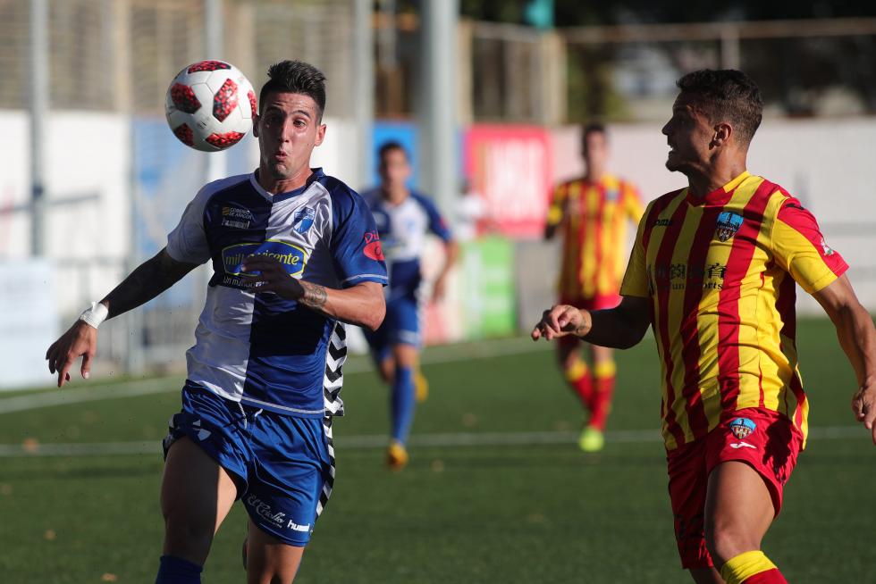 17 de octubre. El Real Zaragoza eliminado de la Copa del Rey al perder ante el Cádiz. El Ebro gana al Lleida y se enfrentará a un equipo de Primera