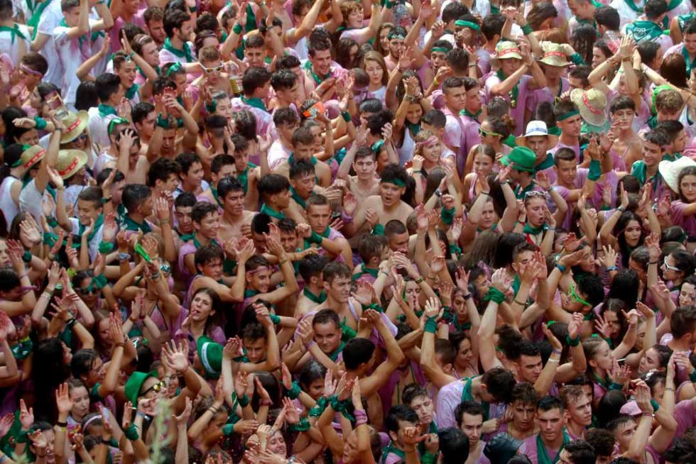 9 de agosto. El cohete desata la fiesta y la alegría en Huesca en las populares fiestas de San Lorenzo