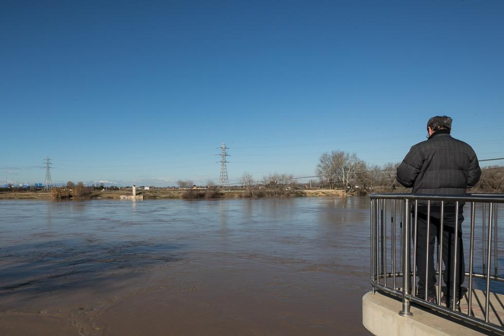 Crecida del Ebro a su paso por Zaragoza