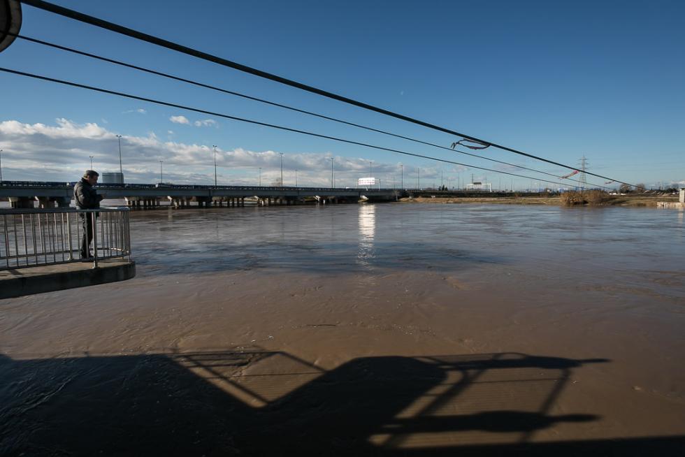 Crecida del Ebro a su paso por Zaragoza