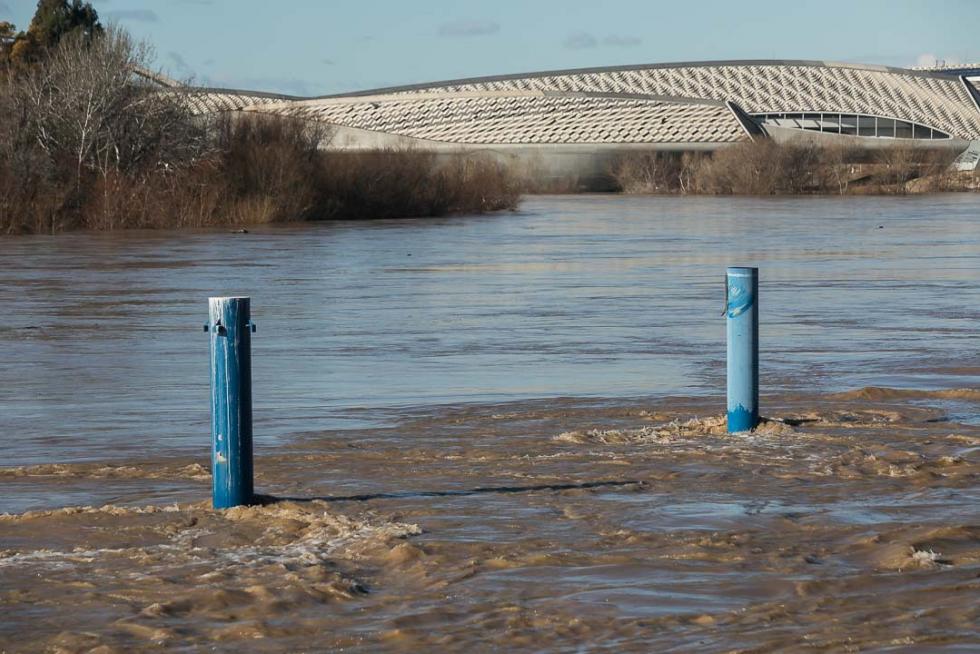 Crecida del Ebro a su paso por Zaragoza