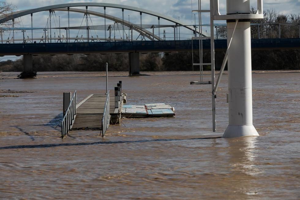 Crecida del Ebro a su paso por Zaragoza
