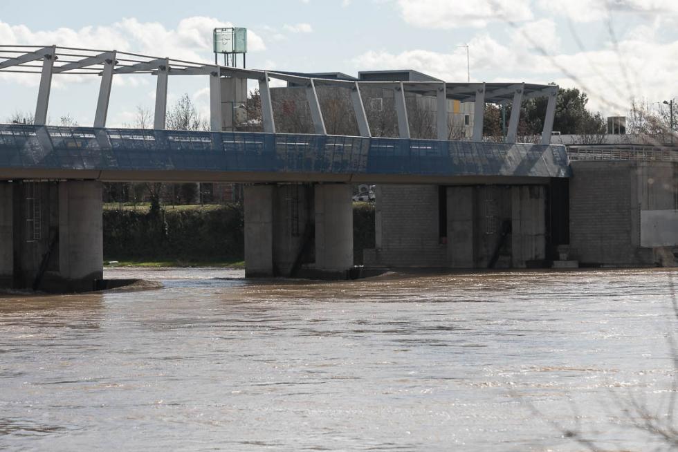 Crecida del Ebro a su paso por Zaragoza