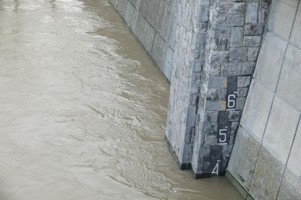 La crecida del Ebro llega a Zaragoza