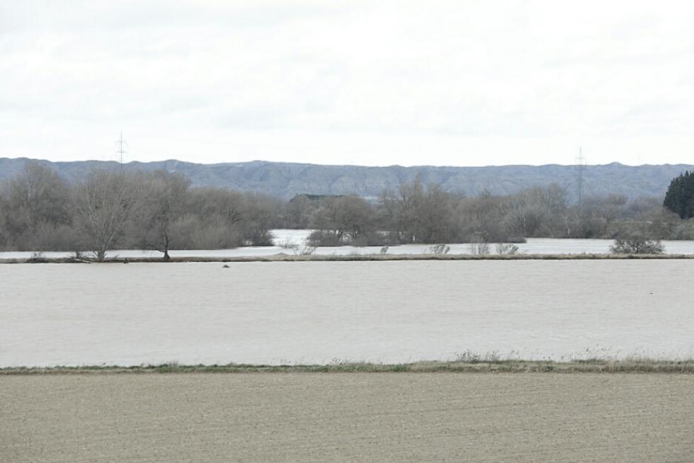 La crecida del Ebro, a su paso por El Burgo de Ebro.