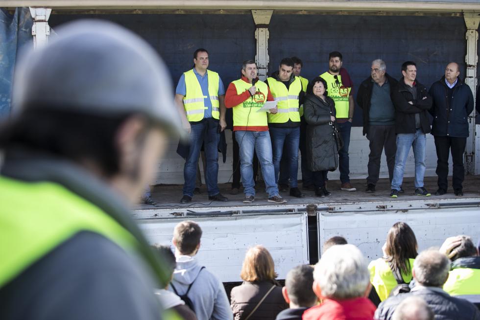 La ribera del Ebro dice basta y exige una limpieza urgente del cauce para minimizar las riadas
