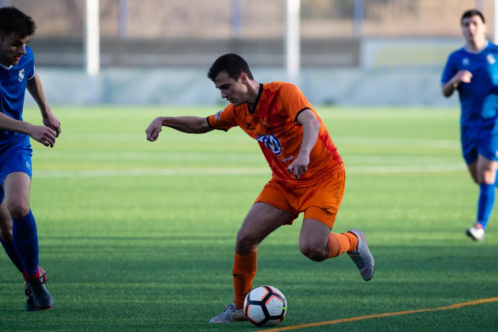 Fútbol. LN Juvenil- Juventud vs. Actur Pablo Iglesias.
