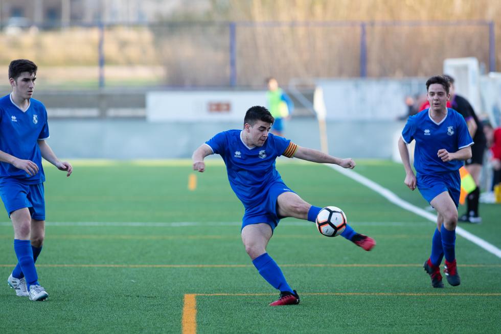 Fútbol. LN Juvenil- Juventud vs. Actur Pablo Iglesias.