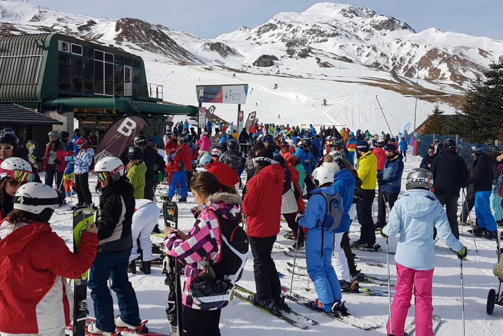 Fin de semana concurrido en las estaciones de esquí