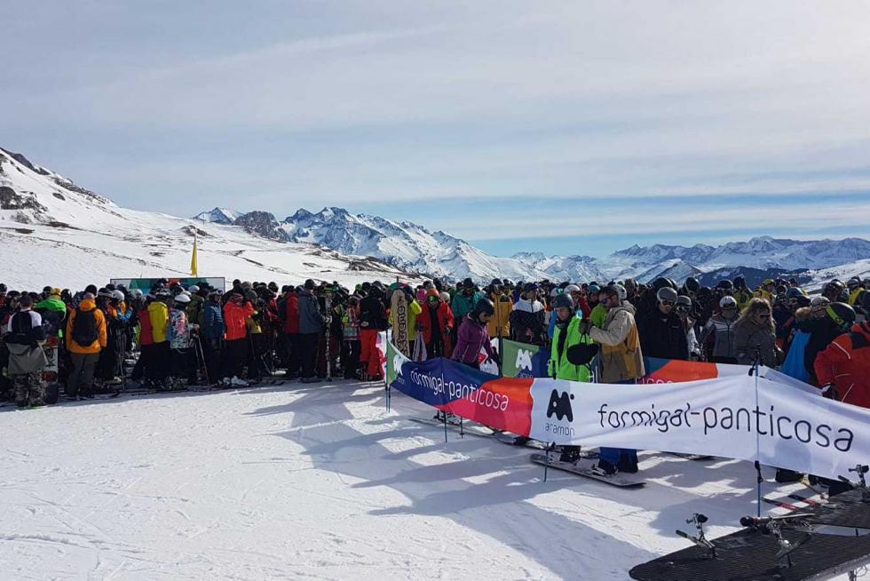 Fin de semana concurrido en la estación de esquí de Formigal.