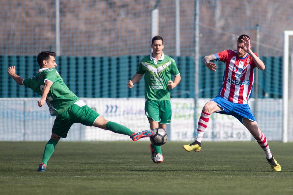 Fútbol. Regional Preferente- Cuarte vs. Barbastro.