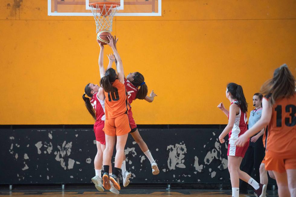 Baloncesto. Junior Femenino- Doctor Azúa vs. Romareda.