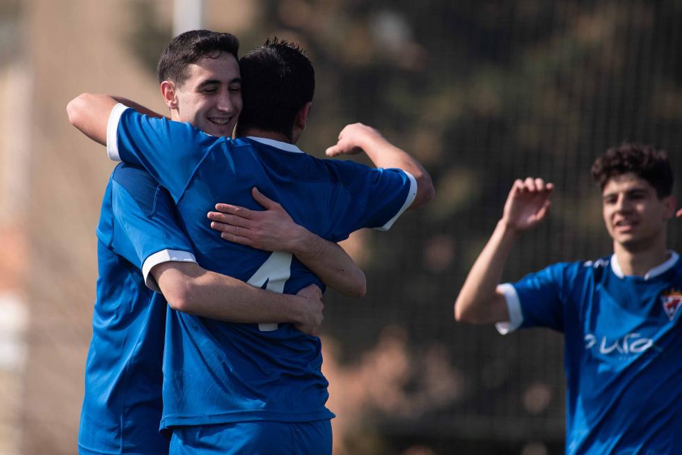 Fútbol. Regional Preferente- Valdefierro vs. Cella.