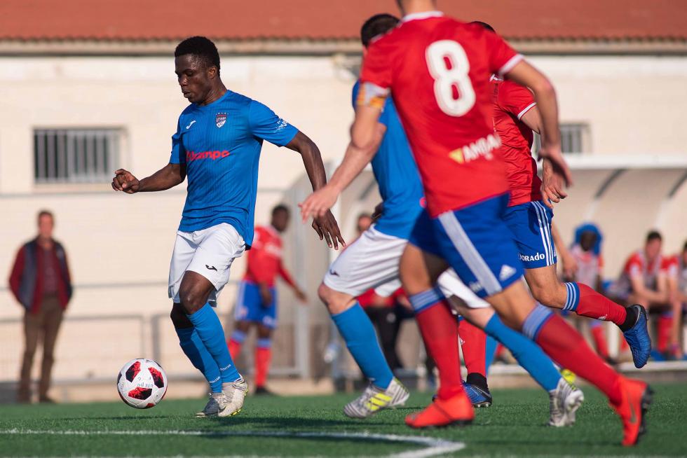 Fútbol. Tercera División- Utebo vs. RZD Aragón.