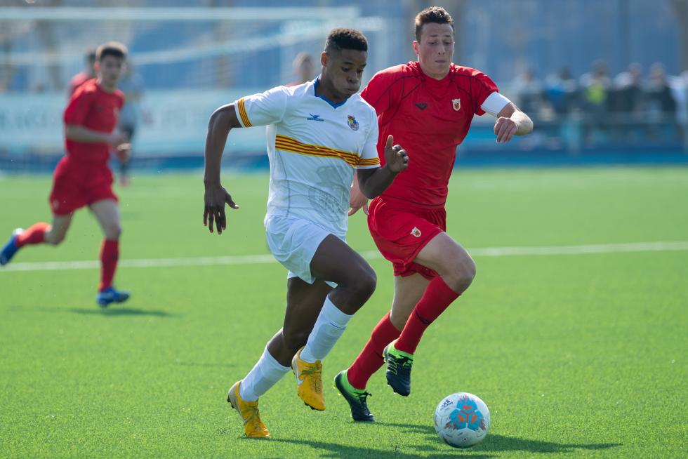 Fútbol. Aragón sub-18 vs. Navarra.
