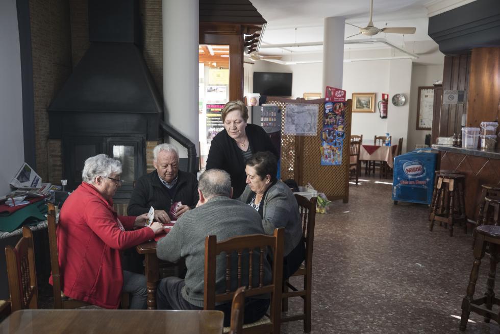 Admirada en la comarca por su nevero, por la ermita de la Virgen del Campo y por el trinquete y el acueducto, la localidad espera una solución al problema de su parroquia, con el techo hundido desde hace 40 años.