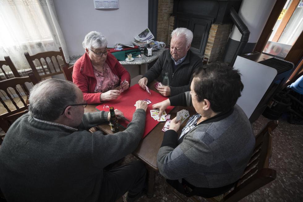 Admirada en la comarca por su nevero, por la ermita de la Virgen del Campo y por el trinquete y el acueducto, la localidad espera una solución al problema de su parroquia, con el techo hundido desde hace 40 años.