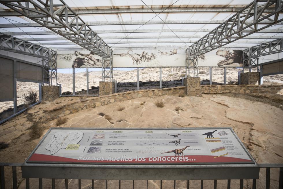 Los hallazgos de José María Herrero hace seis décadas generaron una fiebre paleontológica de la que este municipio no quiere curarse: la ilusión es ir un poco más allá en su explotación turística.