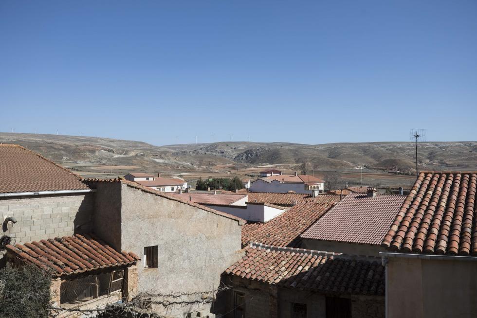 Los hallazgos de José María Herrero hace seis décadas generaron una fiebre paleontológica de la que este municipio no quiere curarse: la ilusión es ir un poco más allá en su explotación turística.
