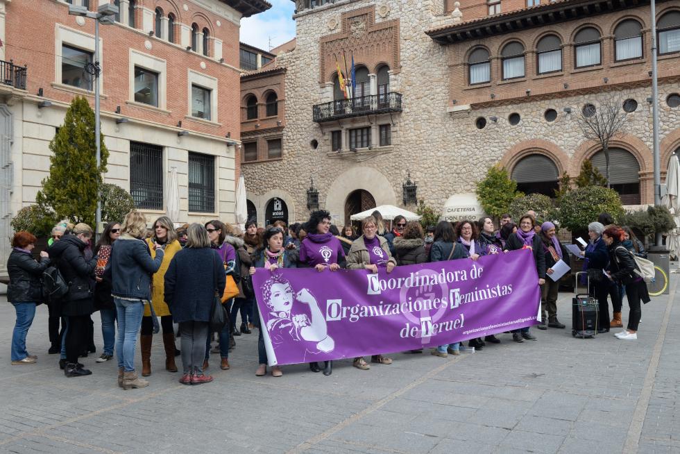 Manifestación por el 8-M en Teruel.