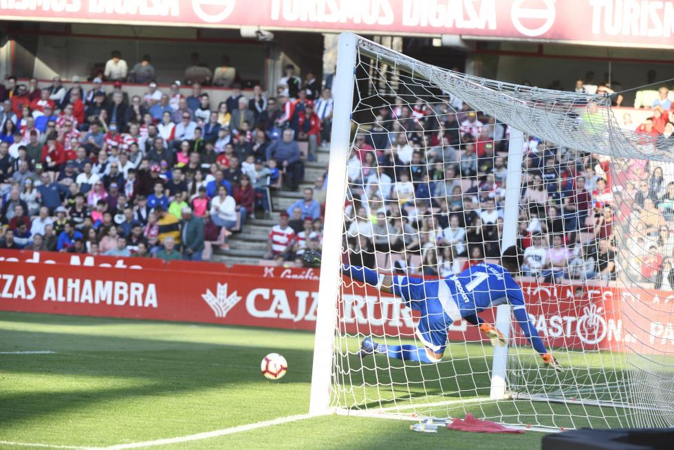 Partido Granada - Real Zaragoza, Segunda División.