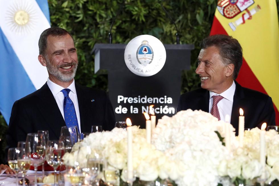 Cena de gala de Macri a los Reyes de España en Argentina