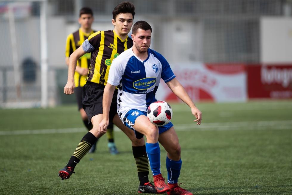 Fútbol. LNJ-Ebro vs. Balsas.