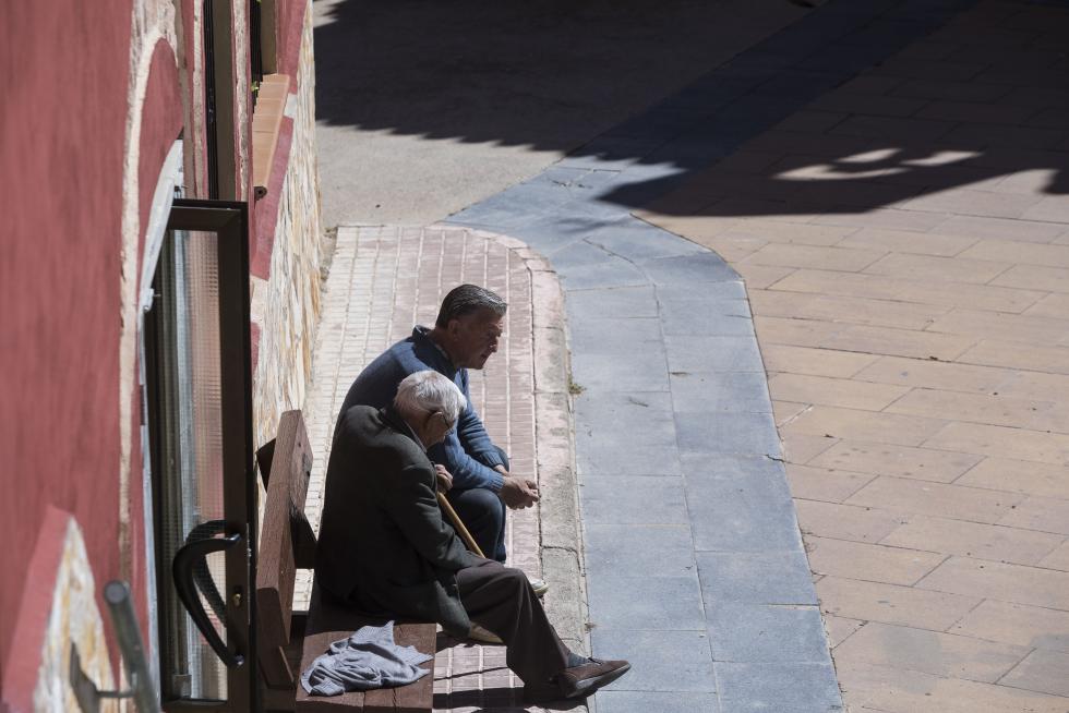 El municipio vive sus fiestas con devoción, busca ayudas para recuperar su parroquia y ha hecho reciente introspección de sus memorias con sendas publicaciones sobre su bagaje cultural.
