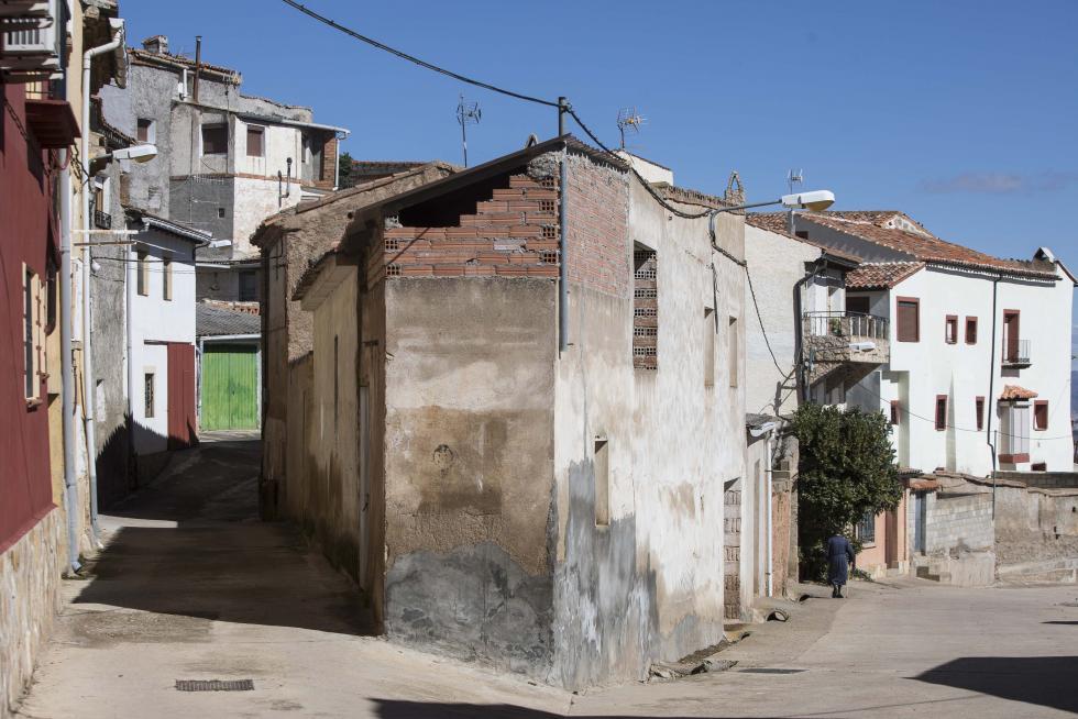El municipio vive sus fiestas con devoción, busca ayudas para recuperar su parroquia y ha hecho reciente introspección de sus memorias con sendas publicaciones sobre su bagaje cultural.