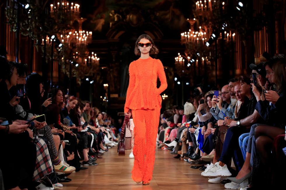 El color de la primavera es el naranja.